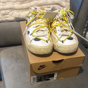 Nike Blazer Low '77 in White and University Red